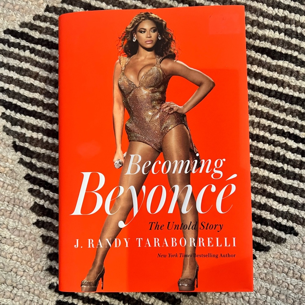 Becoming Beyoncé book - Picture 1 of 5